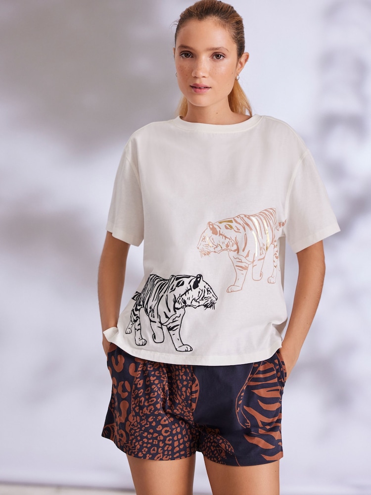 Creme/Tiger - Kurzes Pyjama-Set - Bild 2 von 9 Creme/Tiger - Kurzes Pyjama-Set - Bild 2 von 9