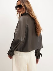 River Island Funnel Neck Cropped Trench Coat - Bilde 3 av 4