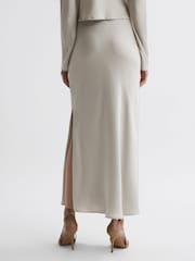 Reiss Silver Avril Metallic Fitted High Rise Midi Skirt - Image 4 of 4