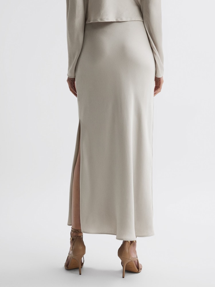Reiss Silver Avril Metallic Fitted High Rise Midi Skirt - Image 4 of 4