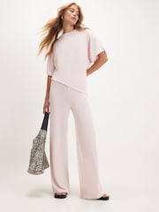 رداء عُلوي غير متماثل بتقنية القص والخياطة من River Island - صورة 1 من 4