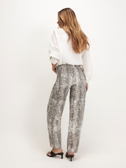 River Island Snake Print Barrel Jeans - صورة 3 من 4