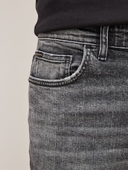 siva - Raven kroj - Vintage Wash denim kavbojke - Slika 5 iz 10