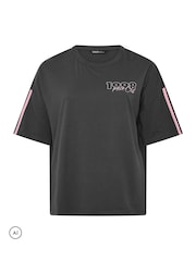 Yours Curve '1998 Athl. Club' T-Shirt - Imagen 6 de 7