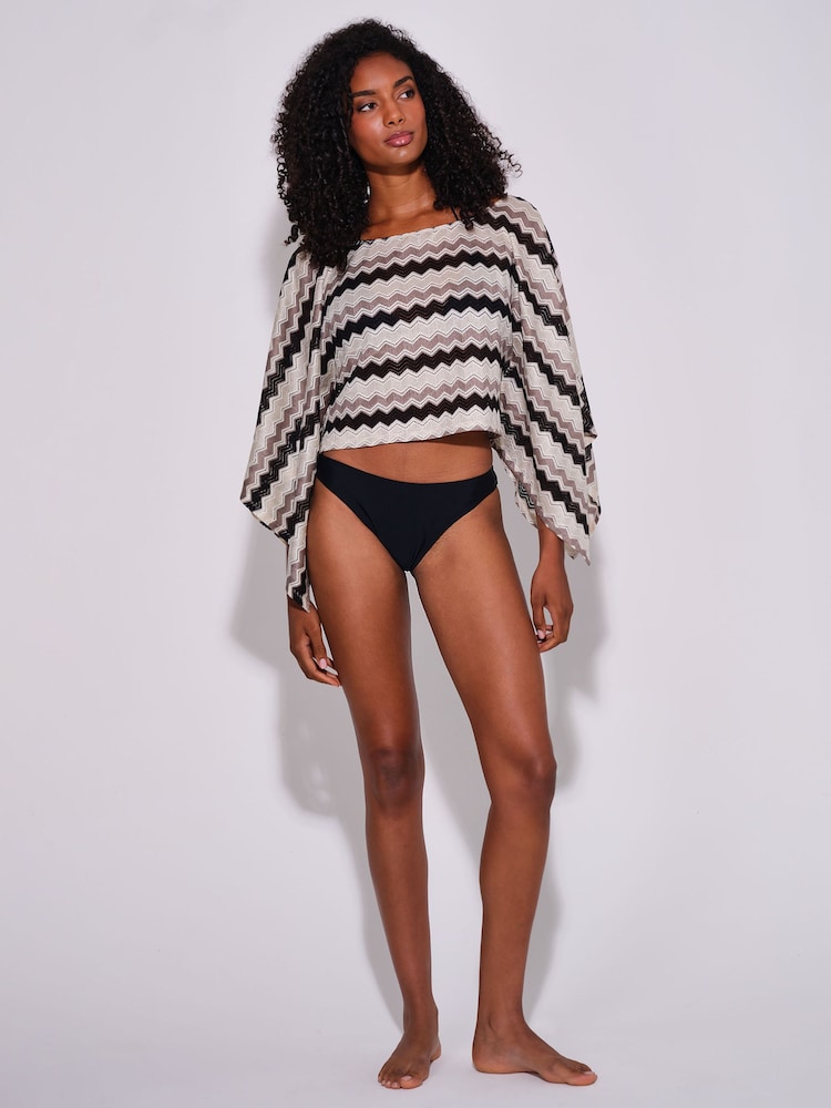 South Beach Crochet Poncho Cover-Up - Obrázek 4 z 4