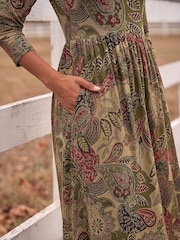Roman Green Paisley Print Stretch Midi Dress - Image 4 of 4