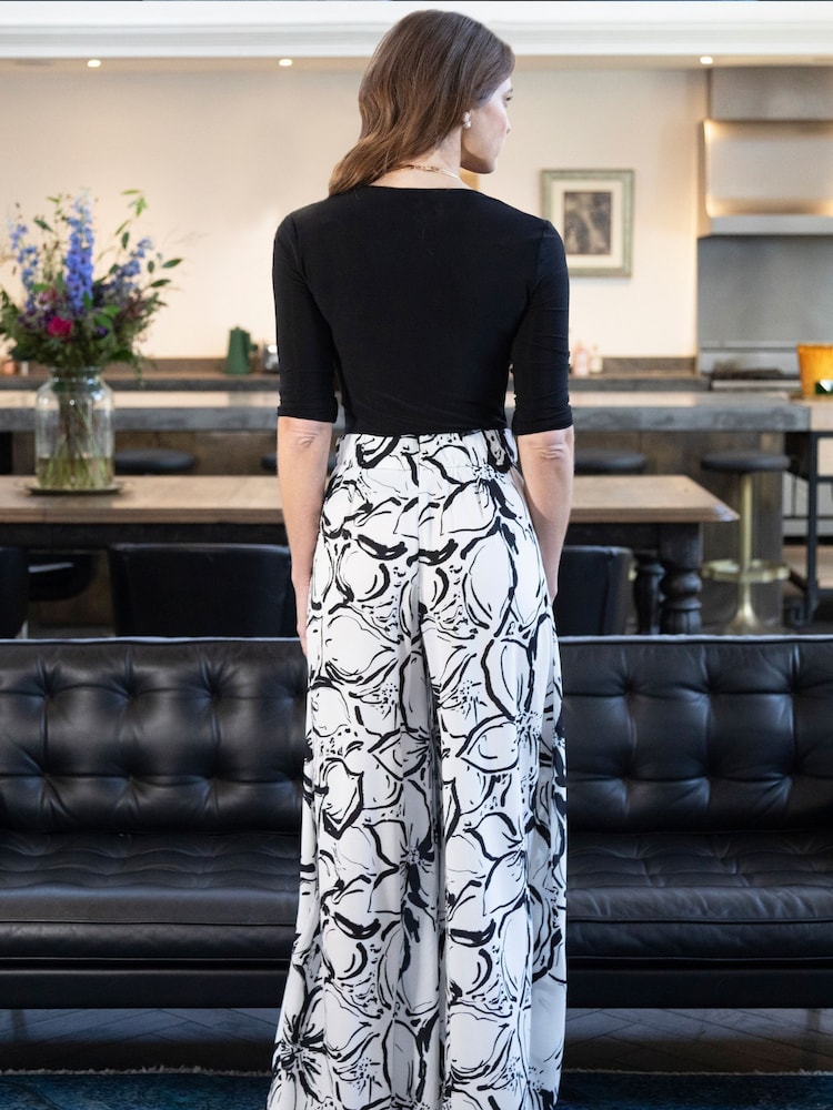 Hot Squash White Palazzo Trousers with Side Frill - Image 2 of 3