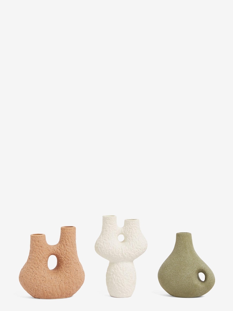Set of 3 Natural Sculptural Scandi Ceramic Bud Vases - Image 4 of 4 Set of 3 Natural Sculptural Scandi Ceramic Bud Vases - Image 4 of 4