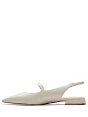 Clarks Cream Leather Sensa 15 Sligback Shoes - Image 2 of 7