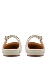 Clarks Cream Leather Sensa 15 Sligback Shoes - Image 5 of 7