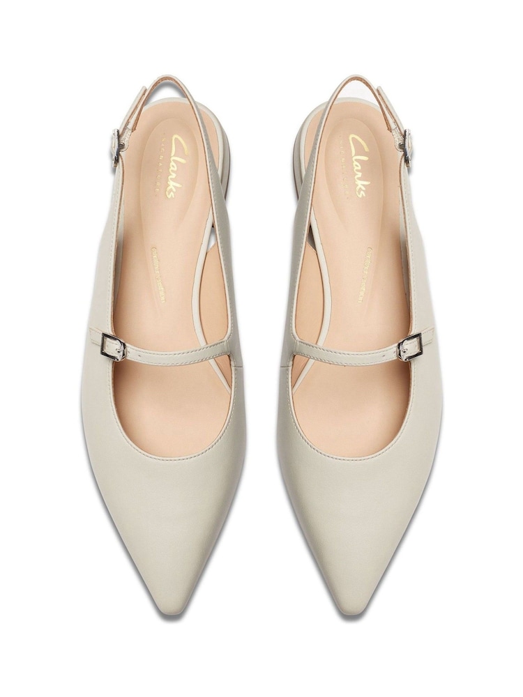 Clarks Cream Leather Sensa 15 Sligback Shoes - Image 6 of 7
