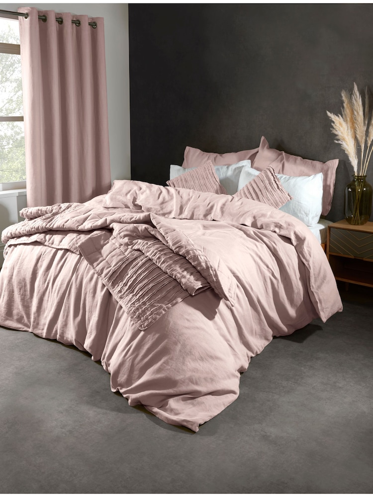 Lazy Linen Mellow Pink Washed 100% Linen Throw - Image 1 of 4