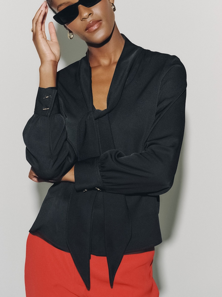 Қара - Overhead Tie Neck Long Sleeve Blouse - 4суретінің 1 суреті Қара - Overhead Tie Neck Long Sleeve Blouse - 4суретінің 1 суреті