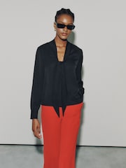 Қара - Overhead Tie Neck Long Sleeve Blouse - 4суретінің 3 суреті