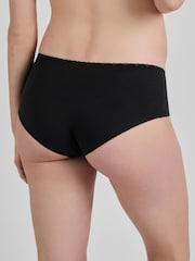 JoJo Maman Bébé Black 3-Pack Lace Trim Maternity Shorts - Image 3 of 5