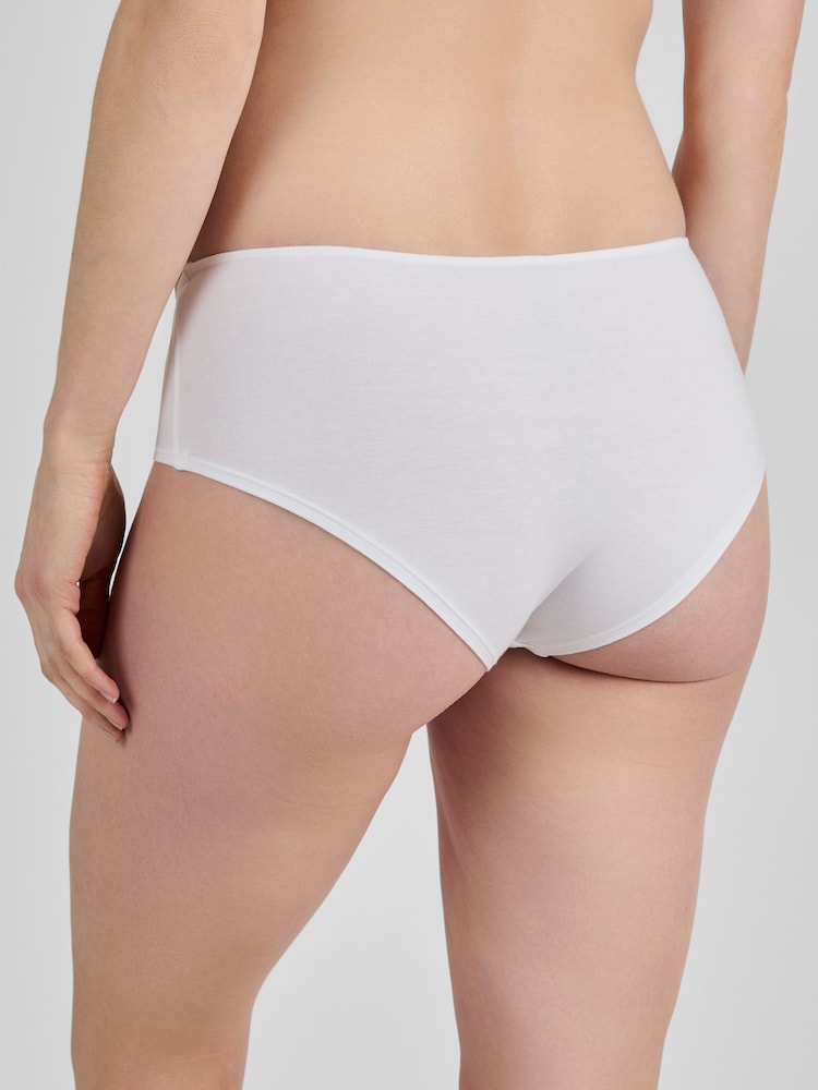 JoJo Maman Bébé White 3-Pack Maternity Knicker Shorts - Image 2 of 3