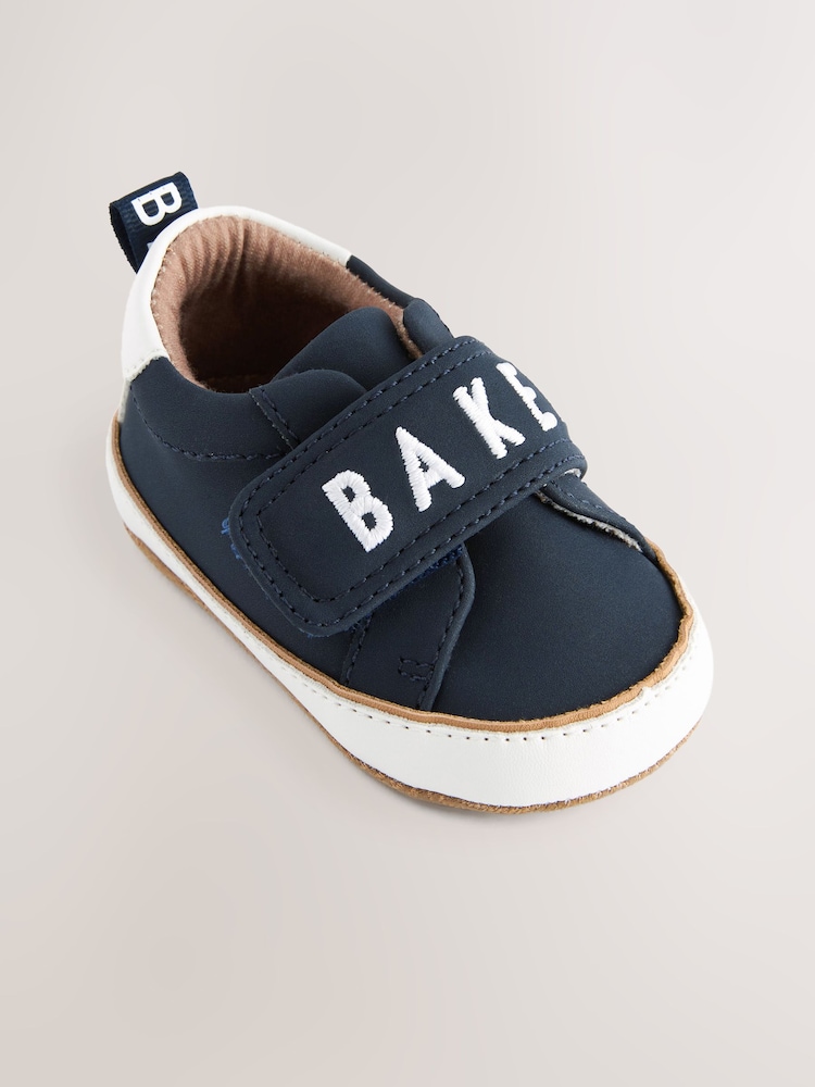 أزرق داكن - حذاء رياضي مبطن للأولاد من Baker By Ted Baker - صورة 1 من 6