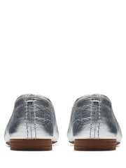 Clarks Silver Standard Fit (D) Leather Fawna Lily Shoes - Image 6 of 8