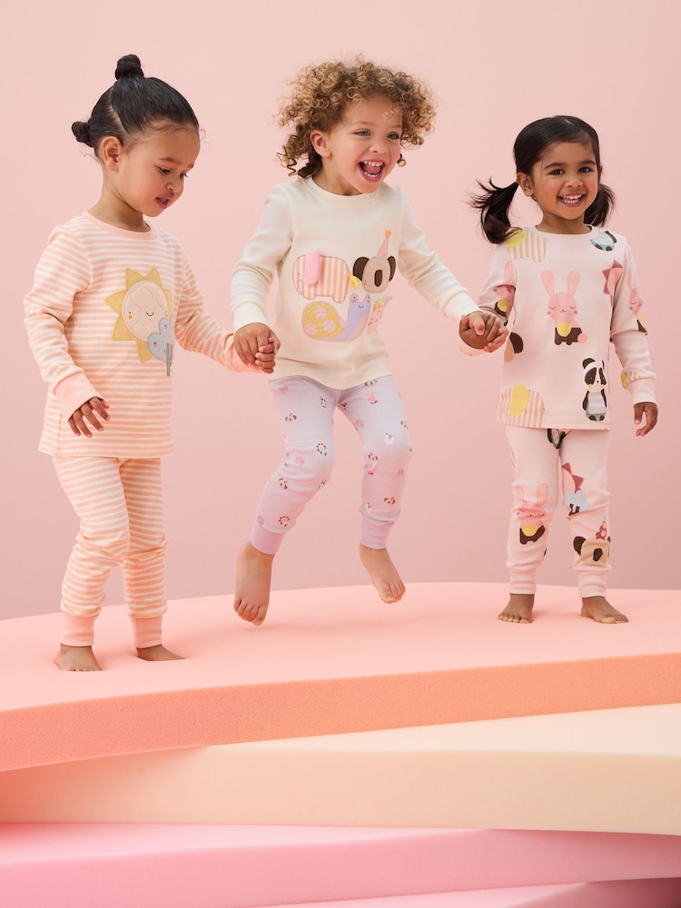 Pastelna z motivom - Pižama z dolgimi rokavi Snuggle Pyjamas 3 Pack (9mths-16yrs) - Slika 1 iz 15 Pastelna z motivom - Pižama z dolgimi rokavi Snuggle Pyjamas 3 Pack (9mths-16yrs) - Slika 1 iz 15
