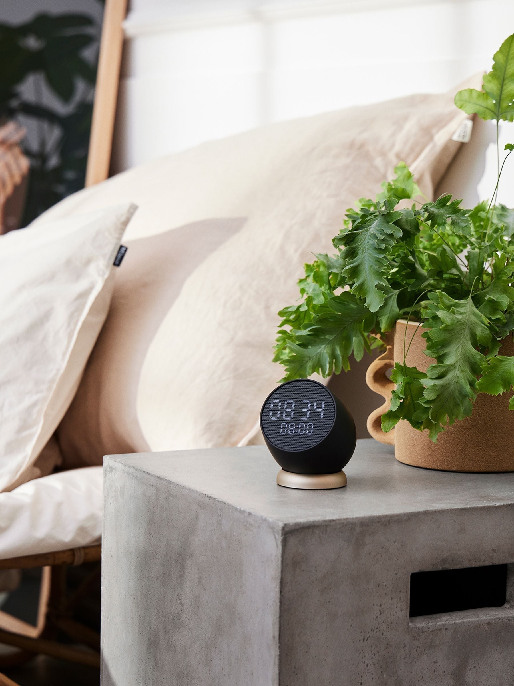 Digital Mechanical Alarm Tabletop Clock - Image 4