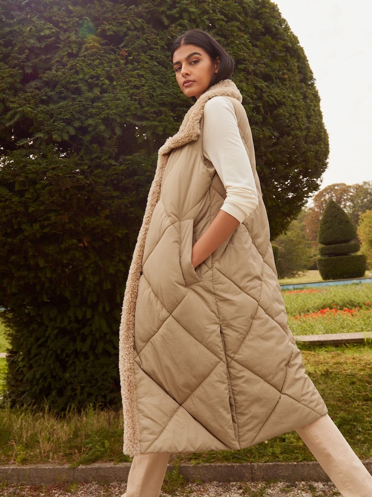 Tan Brown Teddy Quilted Gilet With Borg Collar - Image 2 of 8