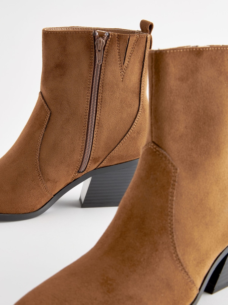بني فاتح بني - Forever Comfort® Cowboy Ankle Boots - صورة 8 من 8