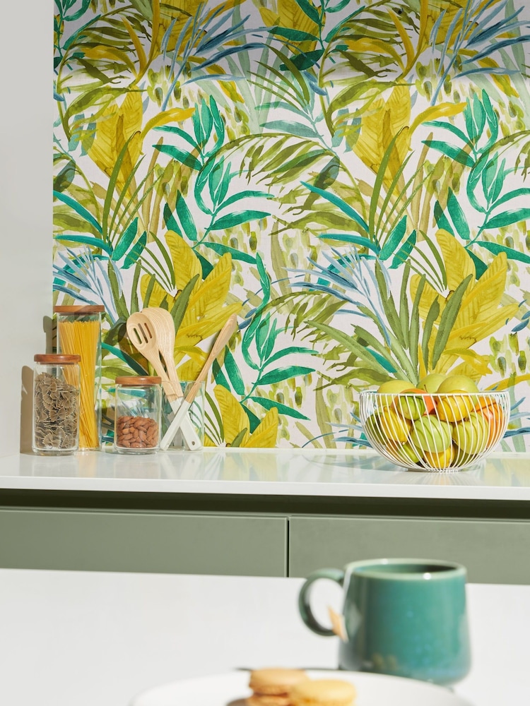 Green Wonderland Jungle Leaves 10M Wallpaper - Image 4 of 6
