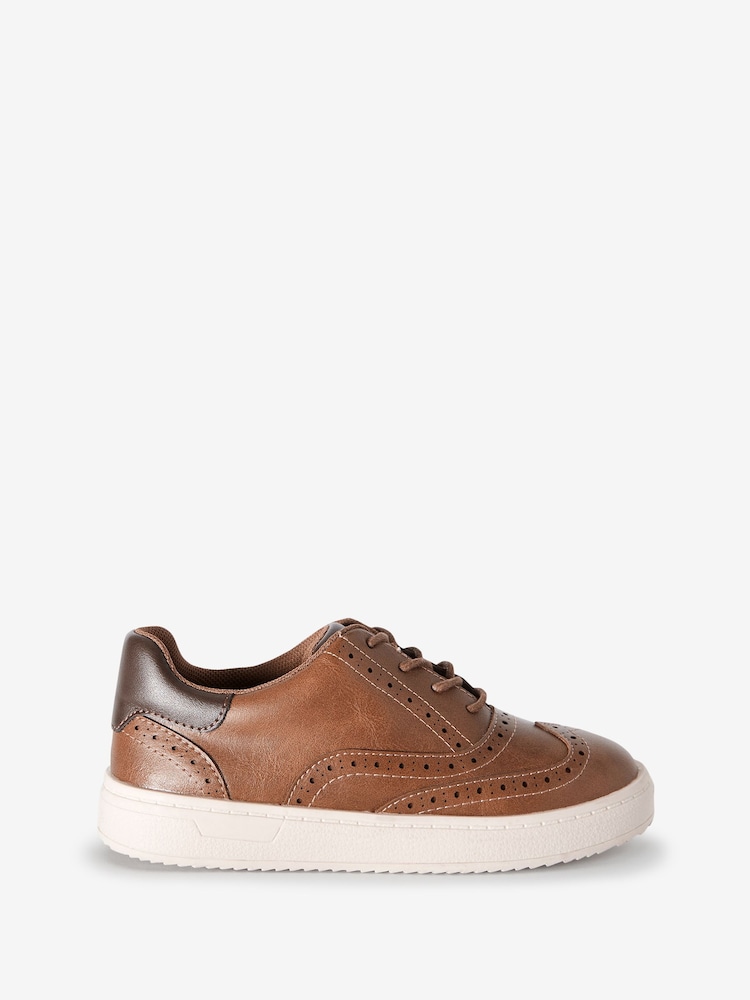 Rjava - Brogue čevlji z vezalkami - Slika 1 iz 4 Rjava - Brogue čevlji z vezalkami - Slika 1 iz 4