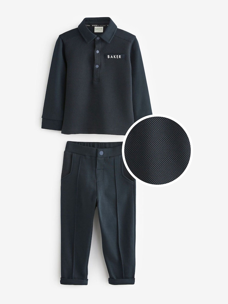 Marineblau - Baker By Ted Baker Strukturiertes Polo-Shirt und Hose im Set - Bild 1 von 12 Marineblau - Baker By Ted Baker Strukturiertes Polo-Shirt und Hose im Set - Bild 1 von 12