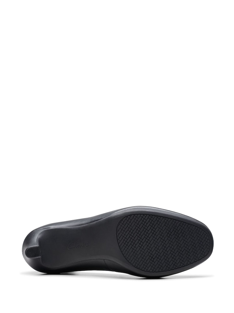 Clarks Black Leather Ambyr2 Braley Shoes - Image 7 of 7