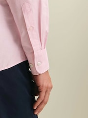 Charles Tyrwhitt Pink Regular Fit Plain Button-Down Stretch Washed Oxford Shirt - Image 4 of 6