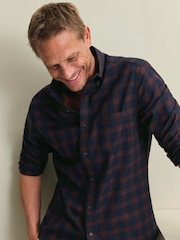 Charles Tyrwhitt Navy Blue Amber Large Check Non-Iron Twill Classic Fit Shirt - Image 2 of 6