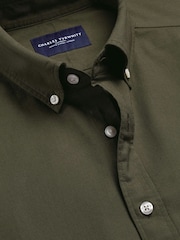 Charles Tyrwhitt Dark Green Regular Fit Plain Button-Down Stretch Washed Oxford Shirt - Image 6 of 7