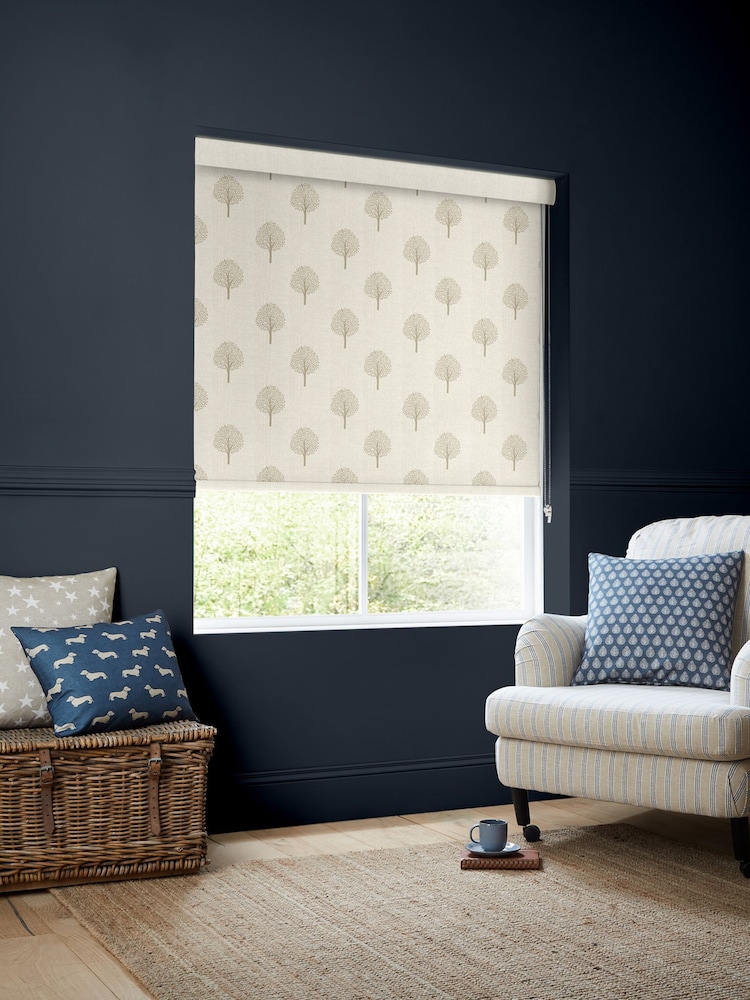 Emily Bond Linen Yew Tree Made to Measure Roller Blinds - Image 2 of 6
