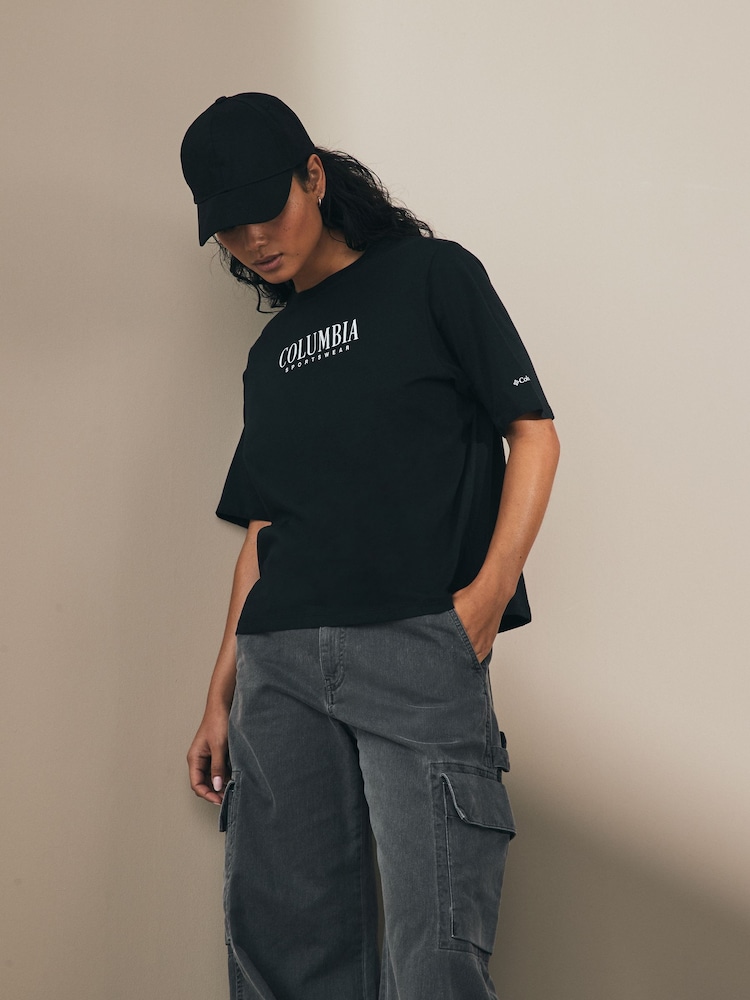 'Columbia Central Logo Boxy T-Shirt' - Image 1 of 4