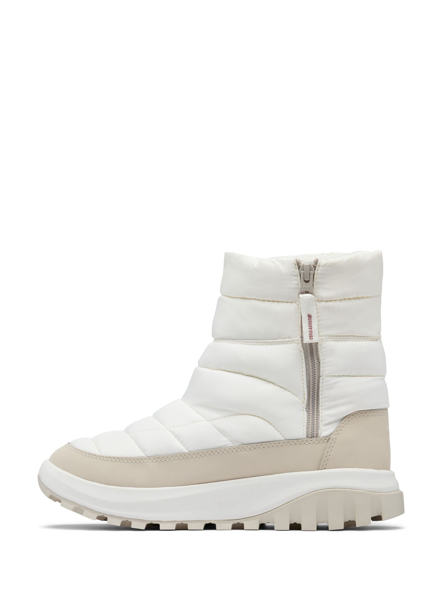 Frosty Toddler Snow Boot: The Winter Adventure Essential