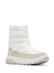 Columbia Snowtrot Mid Quilted Snow Boots - Image 4 of 10