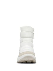 Columbia Snowtrot Mid Quilted Snow Boots - Image 7 of 10