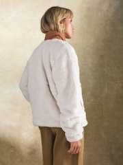 Белый - Columbia Womens Boundless Discovery II Sherpa Full Zip Fleece Jacket - Image 3 of 5