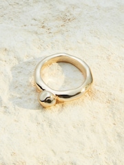 10 Carat Gold Plated N. Premium Chunky Ring Pack Made With Recycled Brass - Image 2 of 4