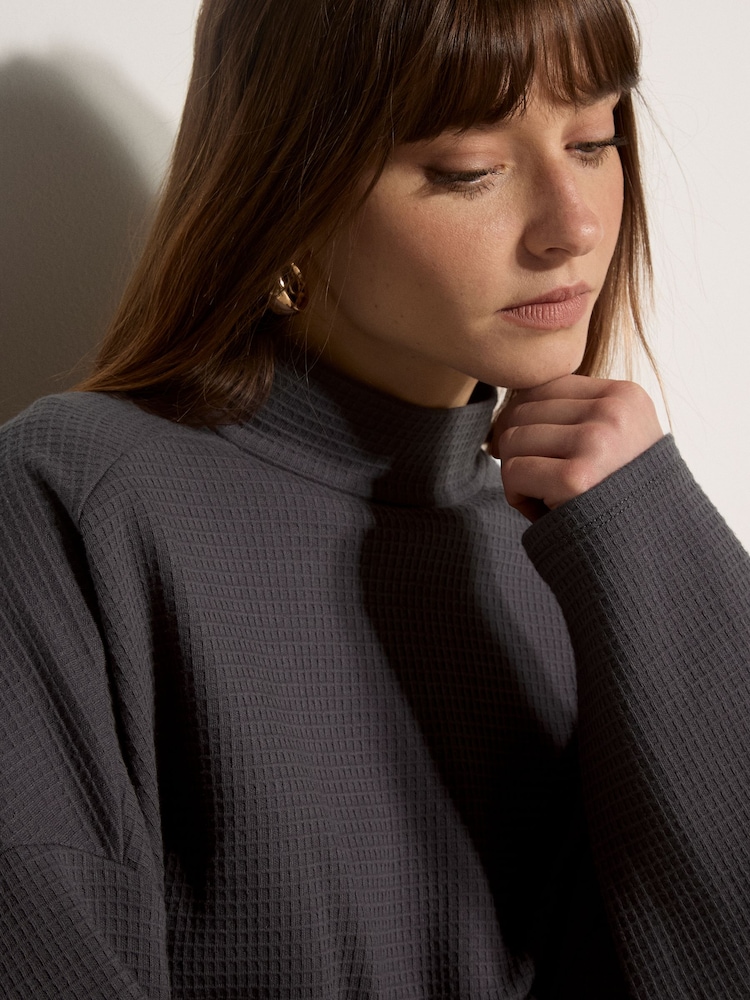 Apricot Grey Waffle Jersey Knit Oversized Top - Image 2 of 5 Apricot Grey Waffle Jersey Knit Oversized Top - Image 2 of 5