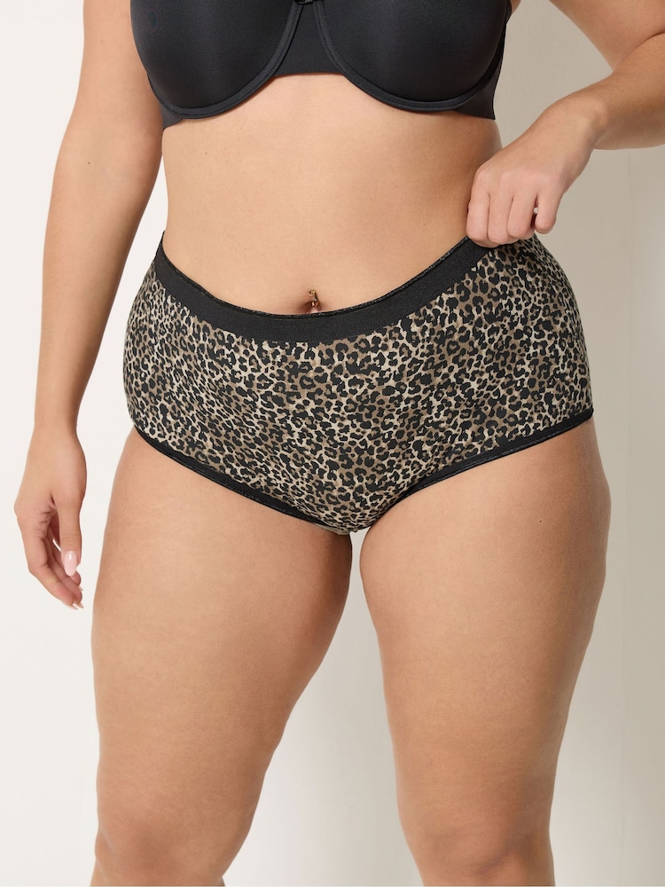 Yours Curve Natural Full Briefs Pack Of 5 - Image 2 of 8 Yours Curve Natural Full Briefs Pack Of 5 - Image 2 of 8