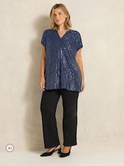 Evans Sequin Embellished Top - صورة 2 من 6