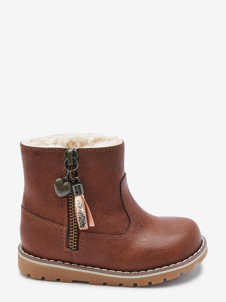 Hellbraun - Warm gefütterte Stiefel mit Quastendetail und Reißverschluss - Bild 2 von 11