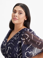 Scarlett & Jo Navy Blue Victoria Angel Sleeve Mesh Midi Dress - Image 4 of 4