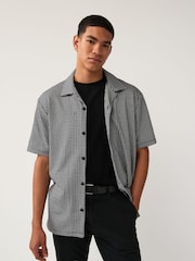 Black/White Geo Cuban Collar Textured Jersey Short Sleeve 100% Cotton Shirt - Image 2 of 8