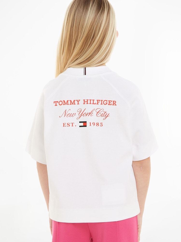 Bela majica s kratkimi rokavi in napisom Tommy Hilfiger Kids - Slika 2 iz 6
