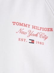 Bela majica s kratkimi rokavi in napisom Tommy Hilfiger Kids - Slika 6 iz 6
