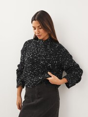 Schwarz - Gerippter Pullover mit hohem Kragen - Bild 1 von 6