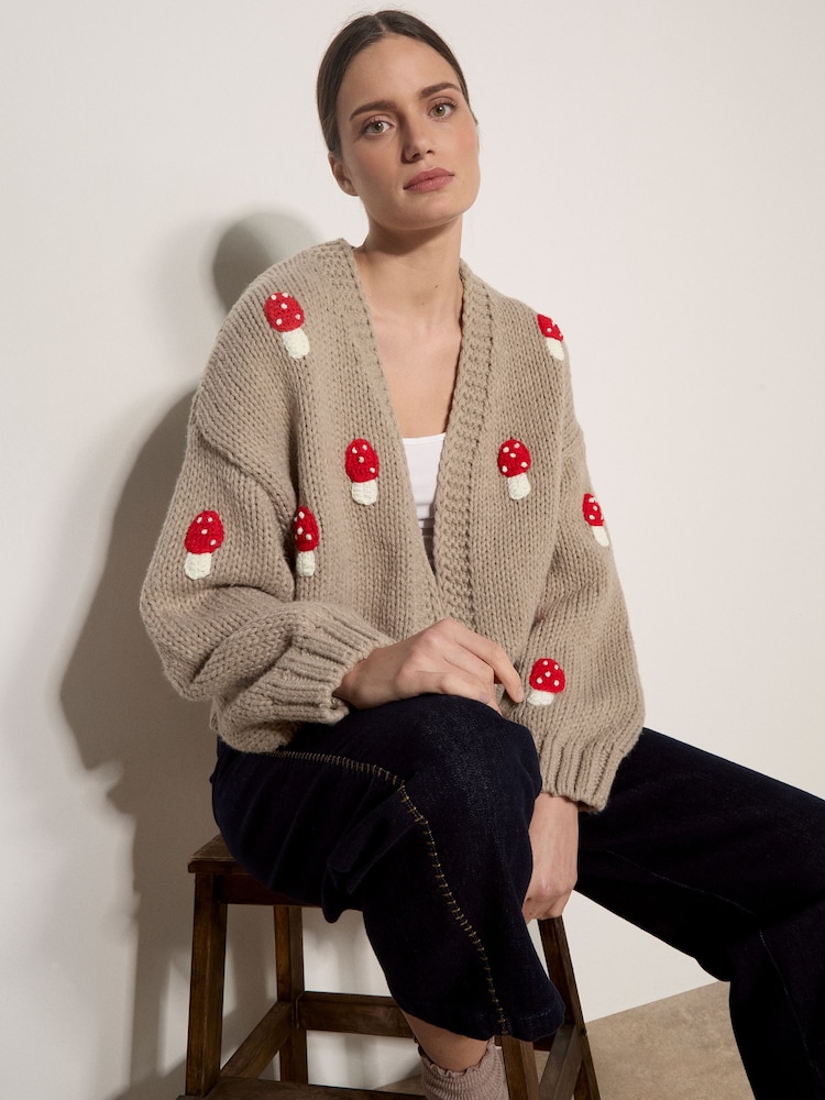 Apricot Brown Mushroom Appliqué Chunky Knit Cardigan - Image 5 of 5 Apricot Brown Mushroom Appliqué Chunky Knit Cardigan - Image 5 of 5